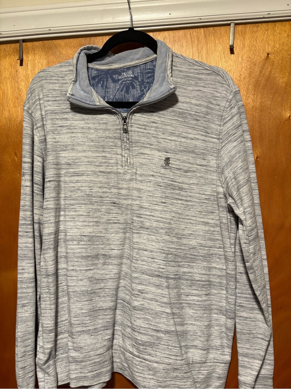Izod Light Gray Heathered Quarter-Zip Pullover